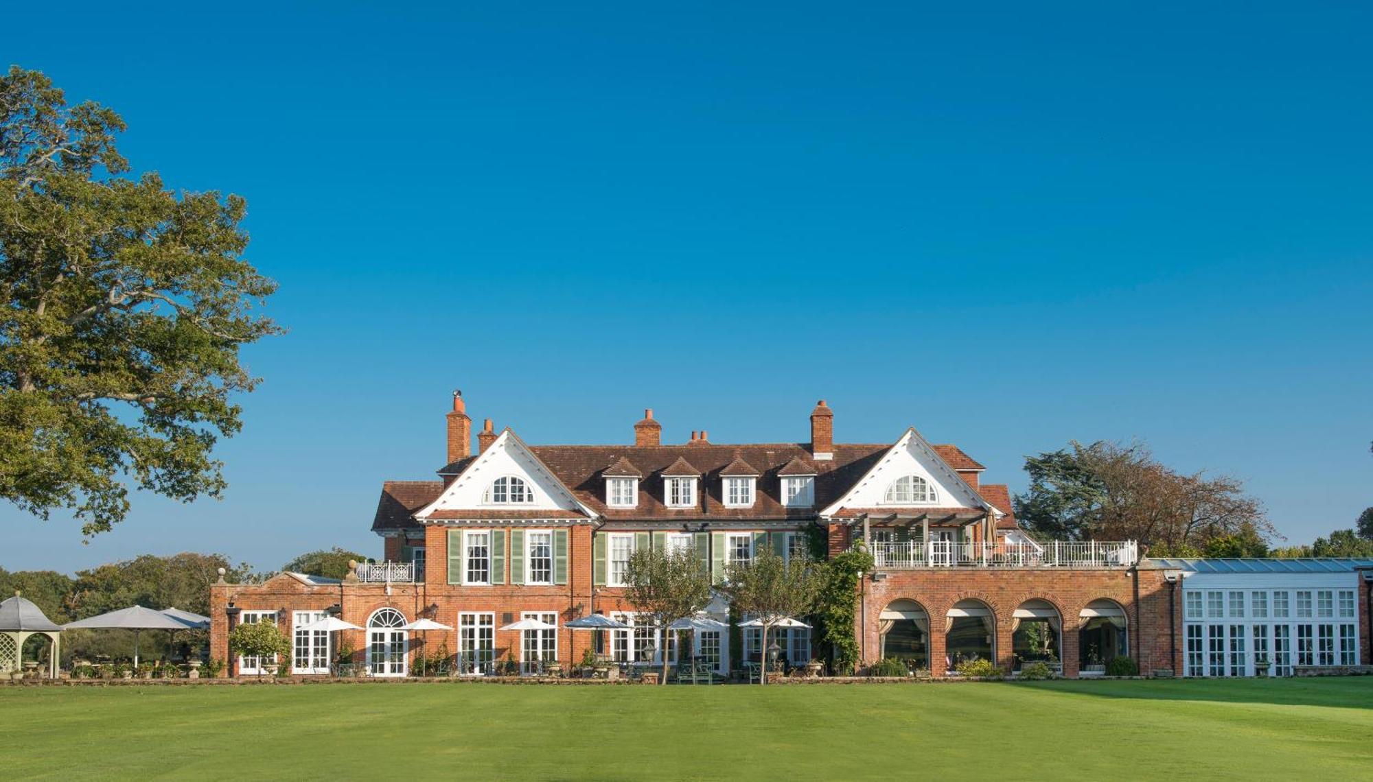 Chewton Glen Hotel - An Iconic Luxury Hotel New Milton Dış mekan fotoğraf